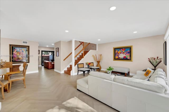 3013 Willow Lane 260, sold in Family Townhouses Of The, Hollywood, FL