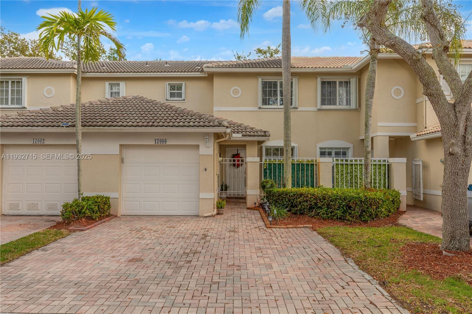 17006 NW 22nd Street, Pembroke Pines, FL 33028