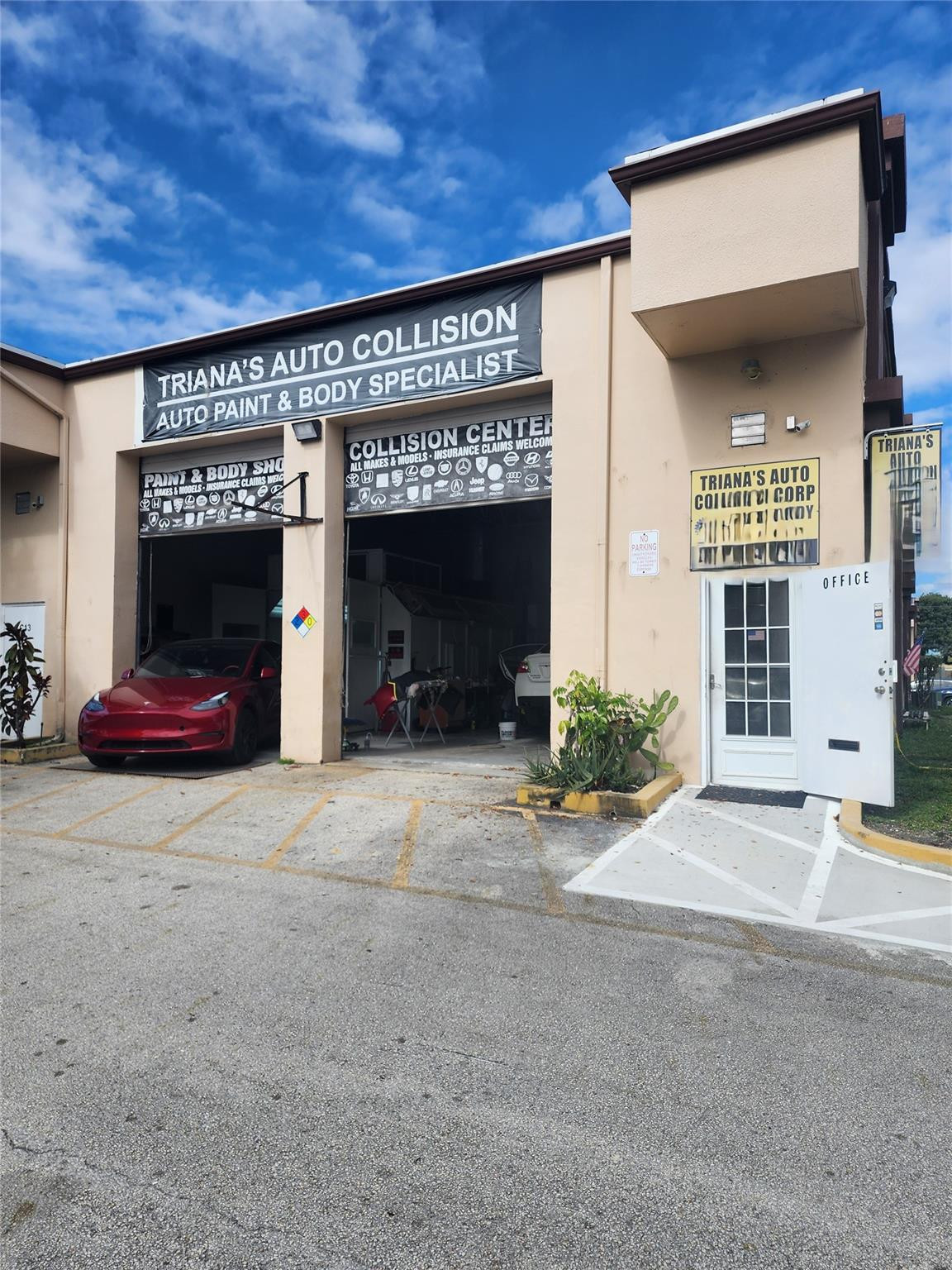 2031 SW 70th Avenue, Davie, FL 33317, Davie