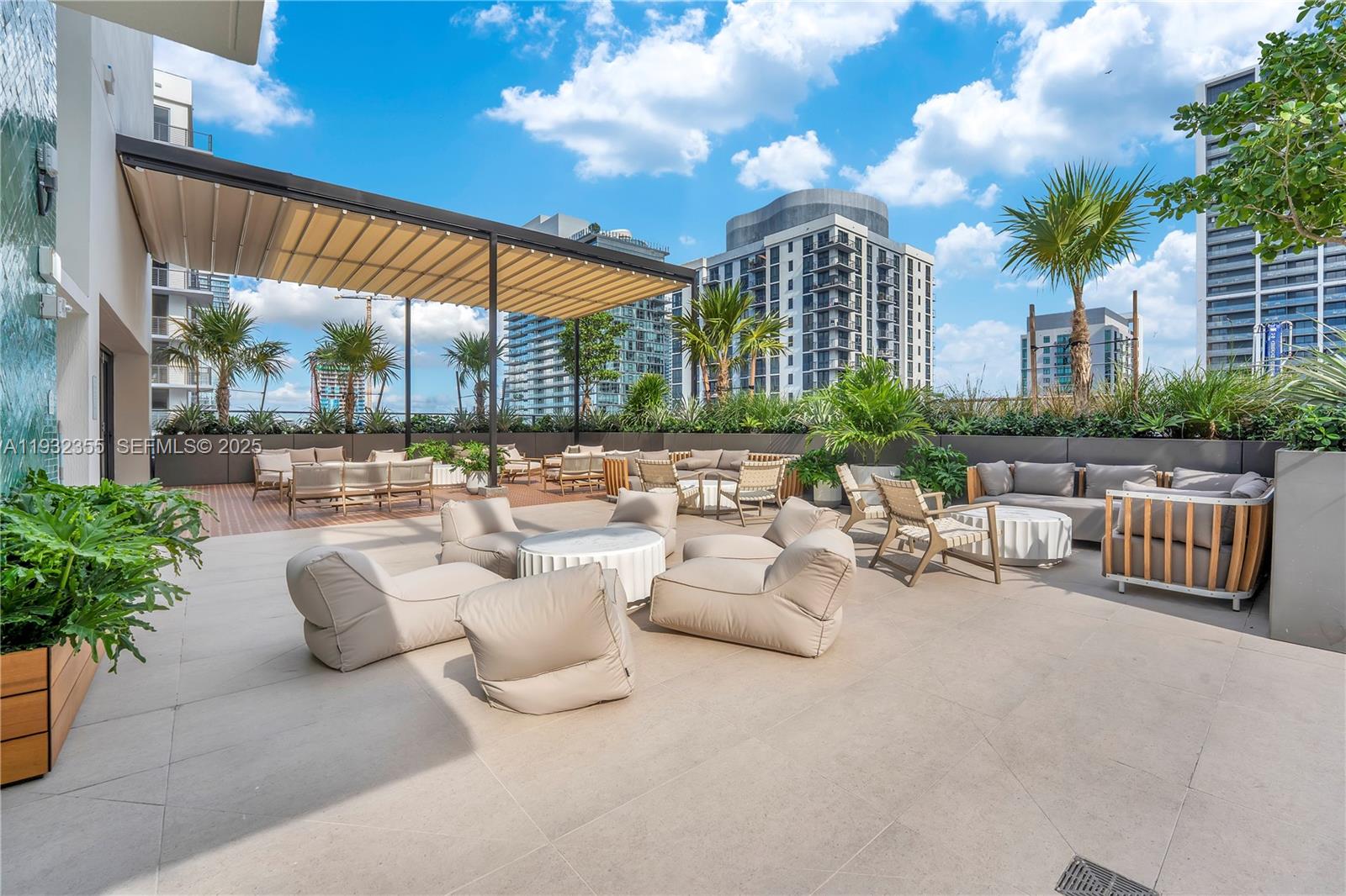11 NE 6 Street 2201, Miami, FL 33132 photo 11