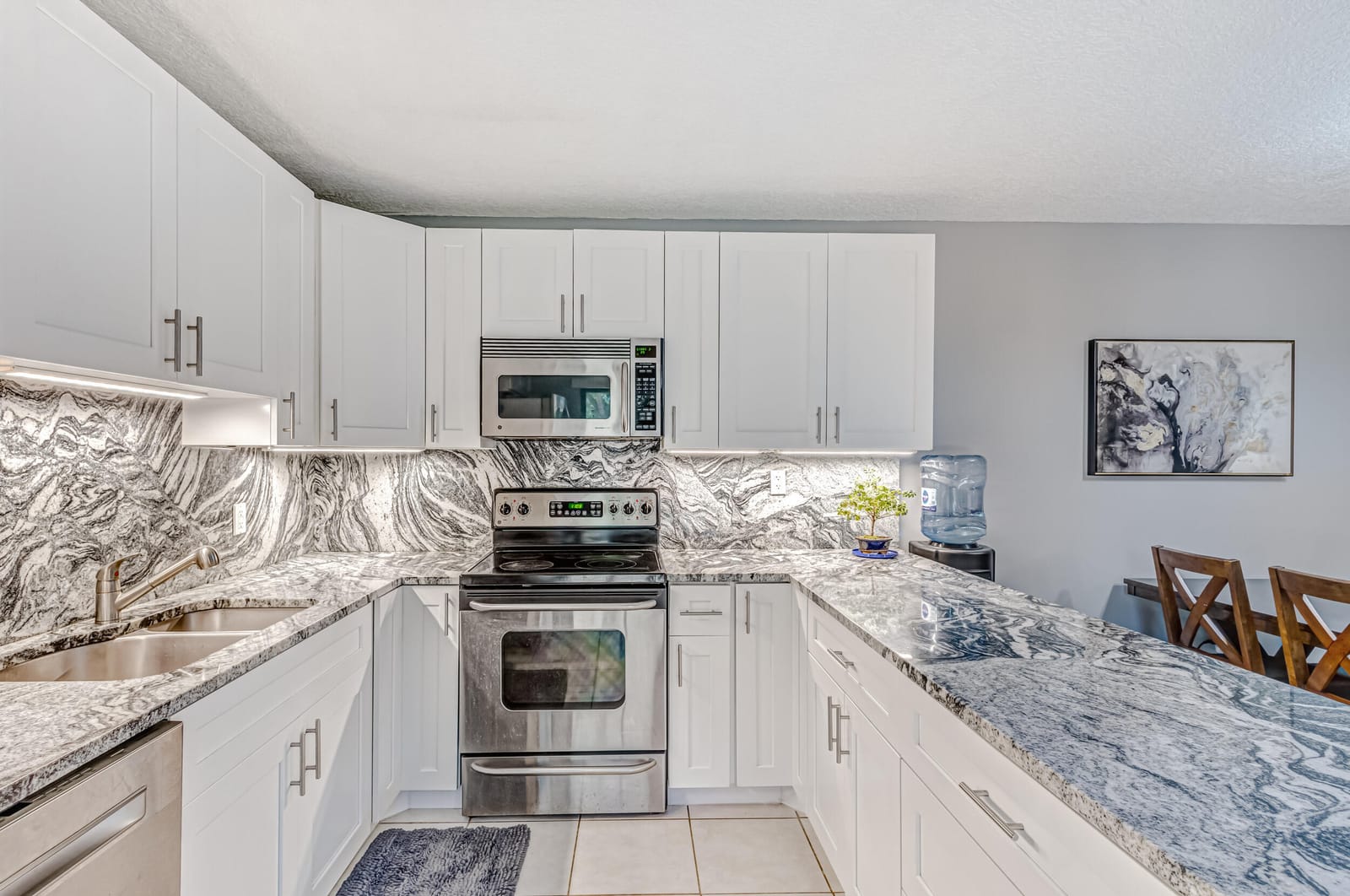 423 4th Court, Palm Beach Gardens, FL 33410