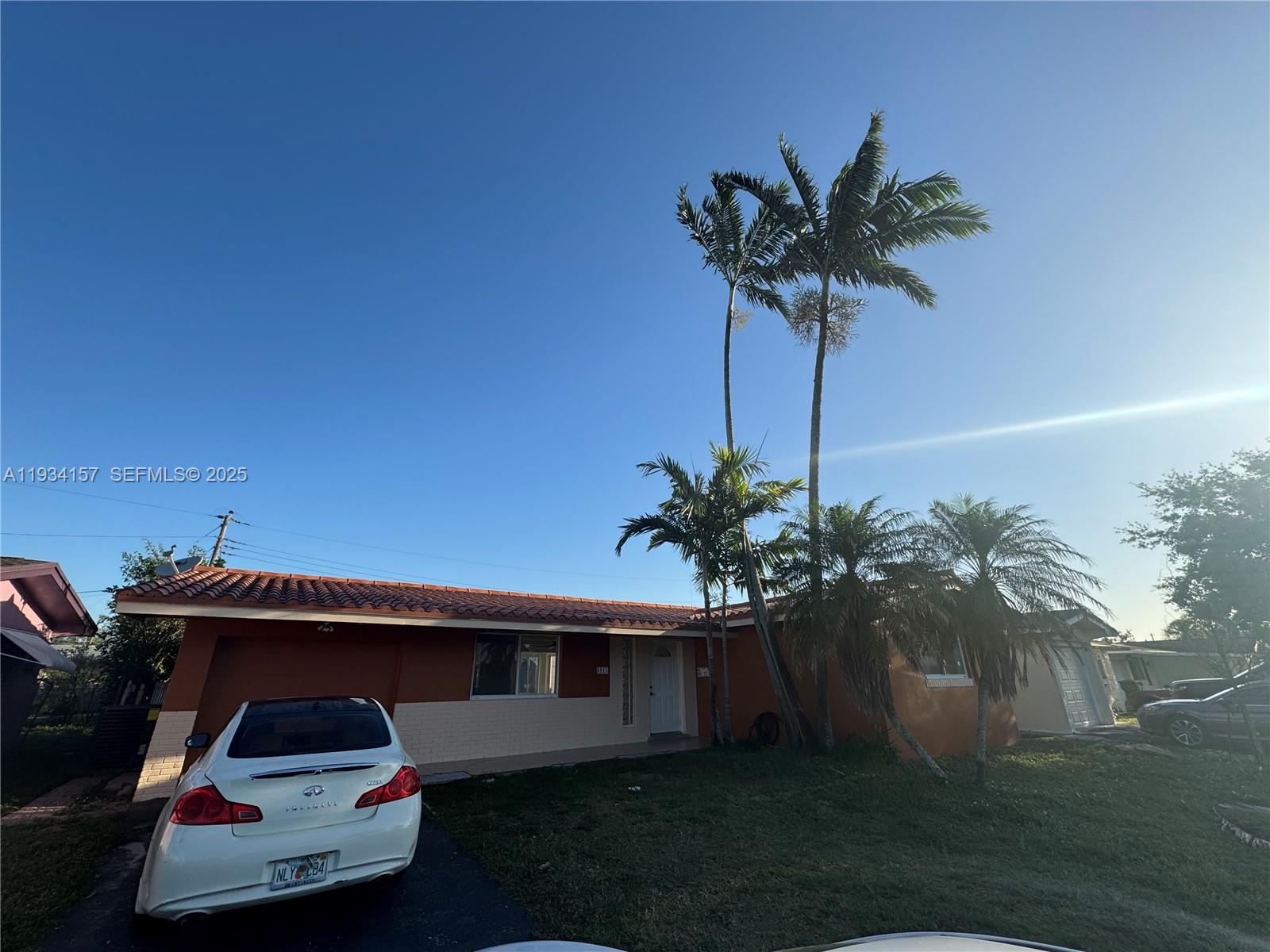 8511 NW 11th Street, Pembroke Pines, FL 33024, Pembroke Pines