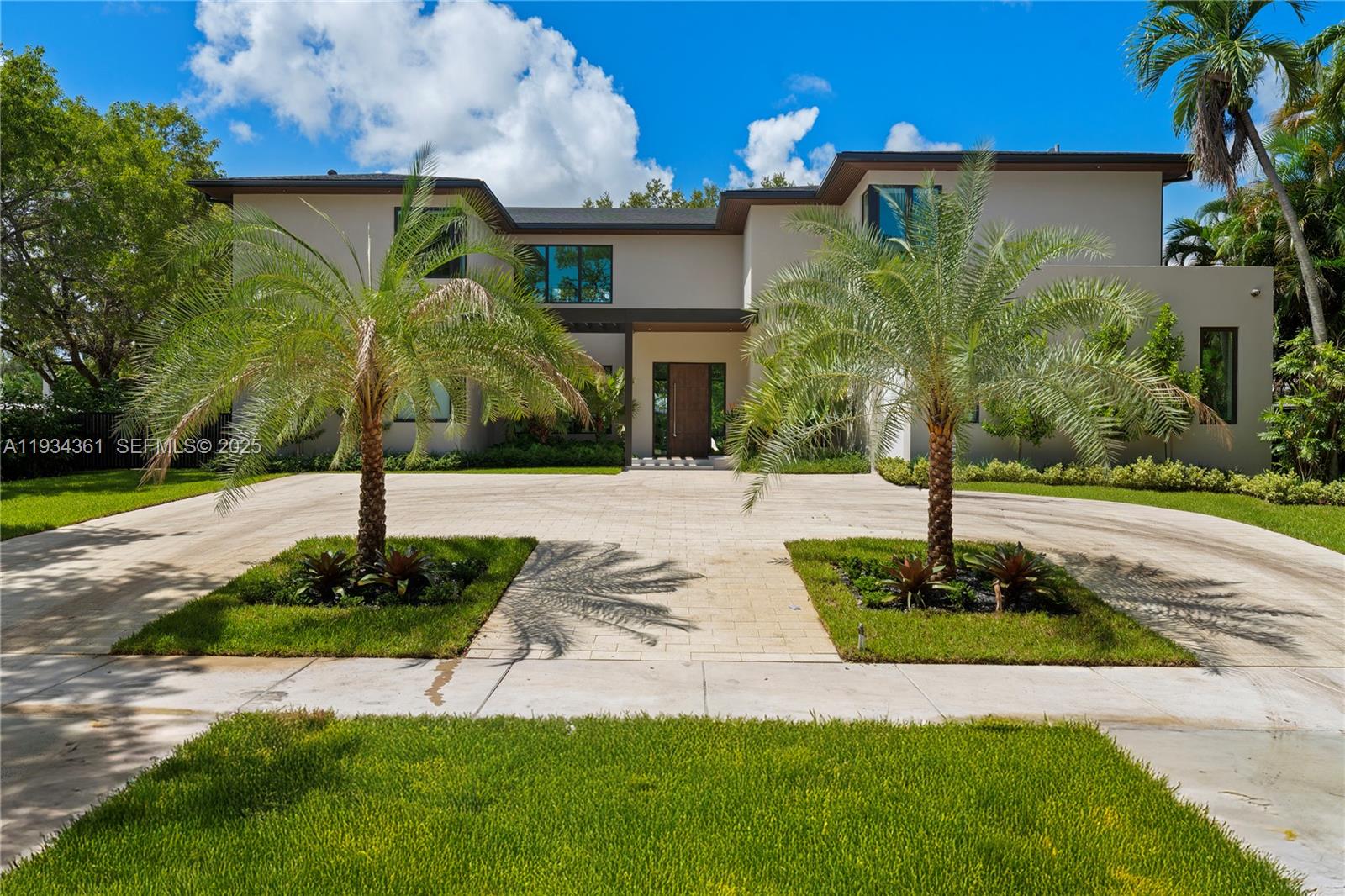 19900 NE 21st Court, Miami, FL 33179, Miami