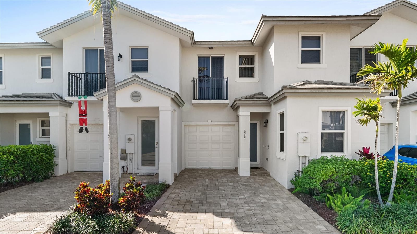 6989 Pines Circle, Coconut Creek, FL 33073