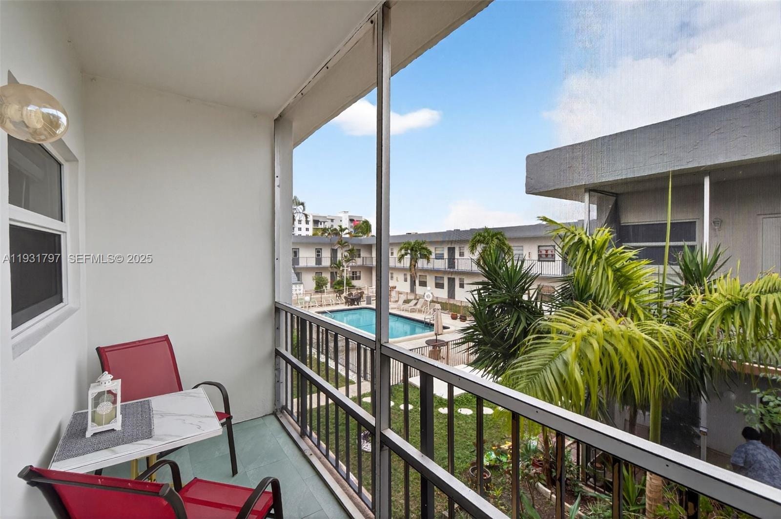 415 NE 2nd Street 224, Hallandale Beach, FL 33009 photo 19