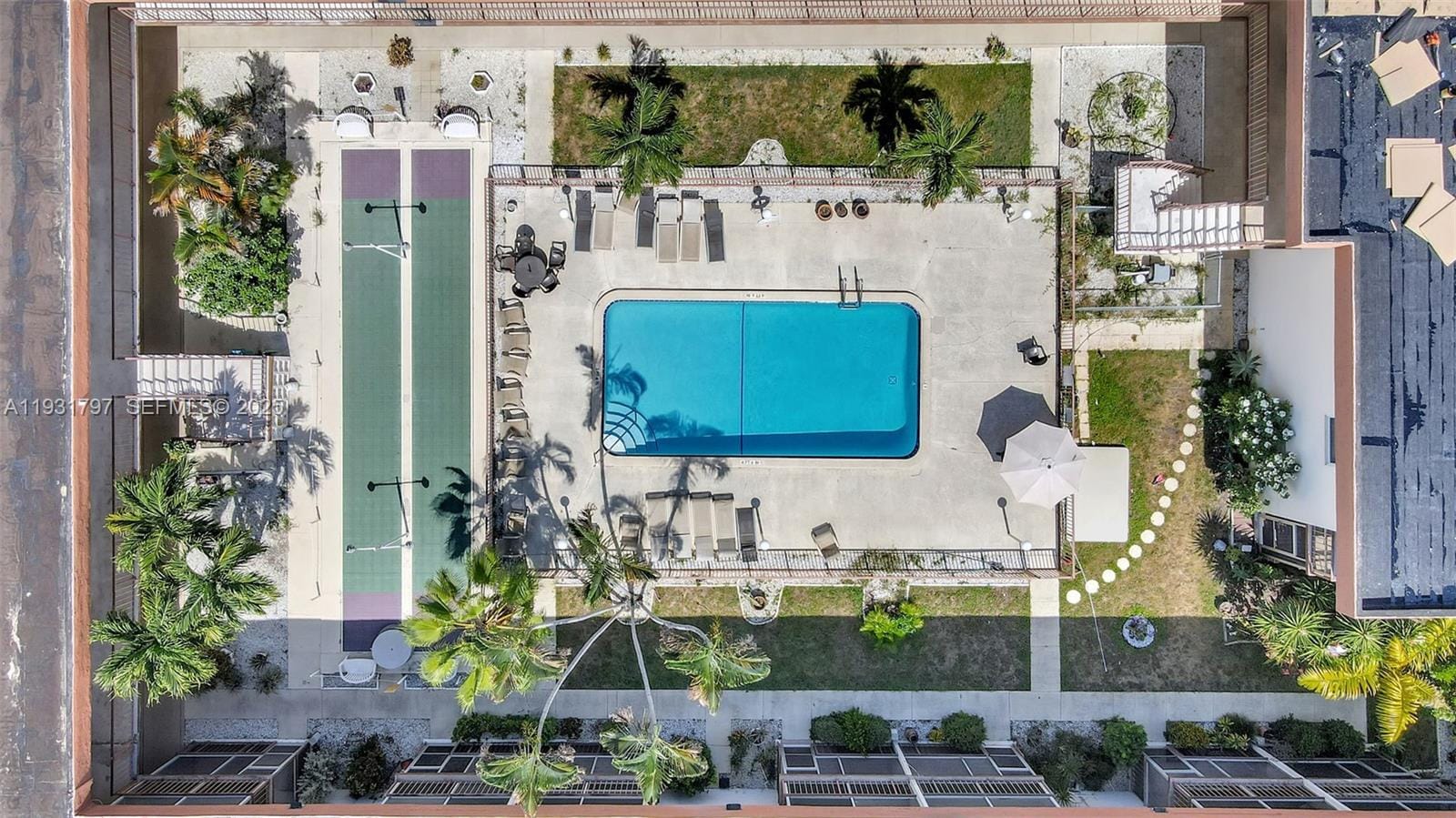 415 NE 2nd Street 224, Hallandale Beach, FL 33009 photo 21