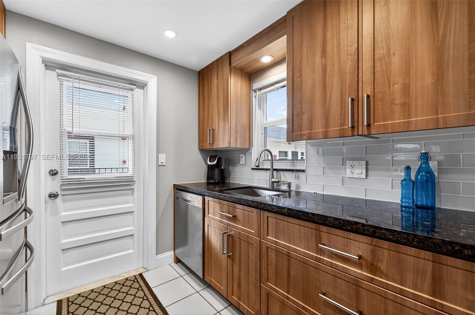415 NE 2nd Street 224, Hallandale Beach, FL 33009 photo 7