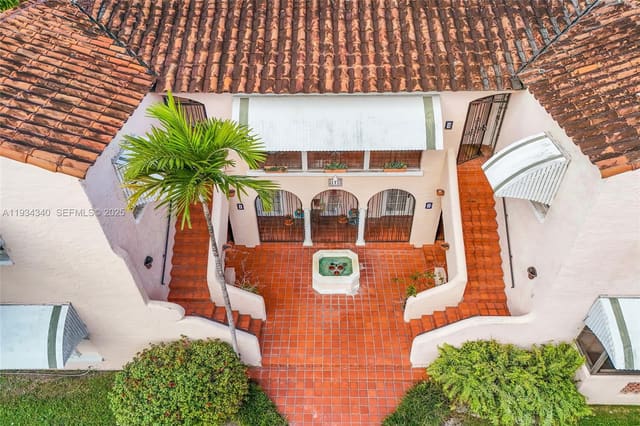 111 Salamanca Avenue, sold in C Gab Douglas Sec, Coral Gables, FL