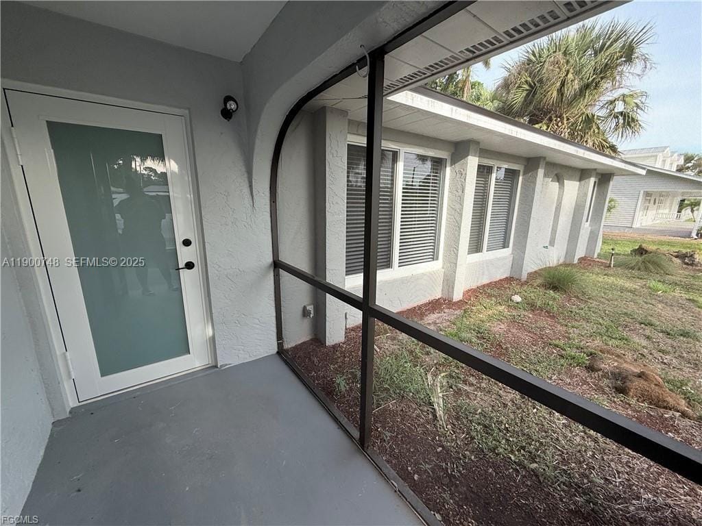 304 N Avenue — photo 2