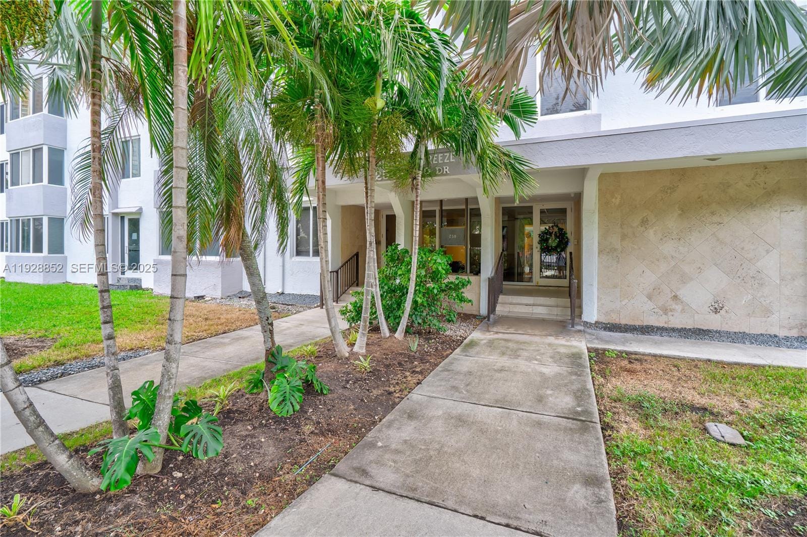 250 180th Drive 159, Sunny Isles Beach, FL 33160 photo 14