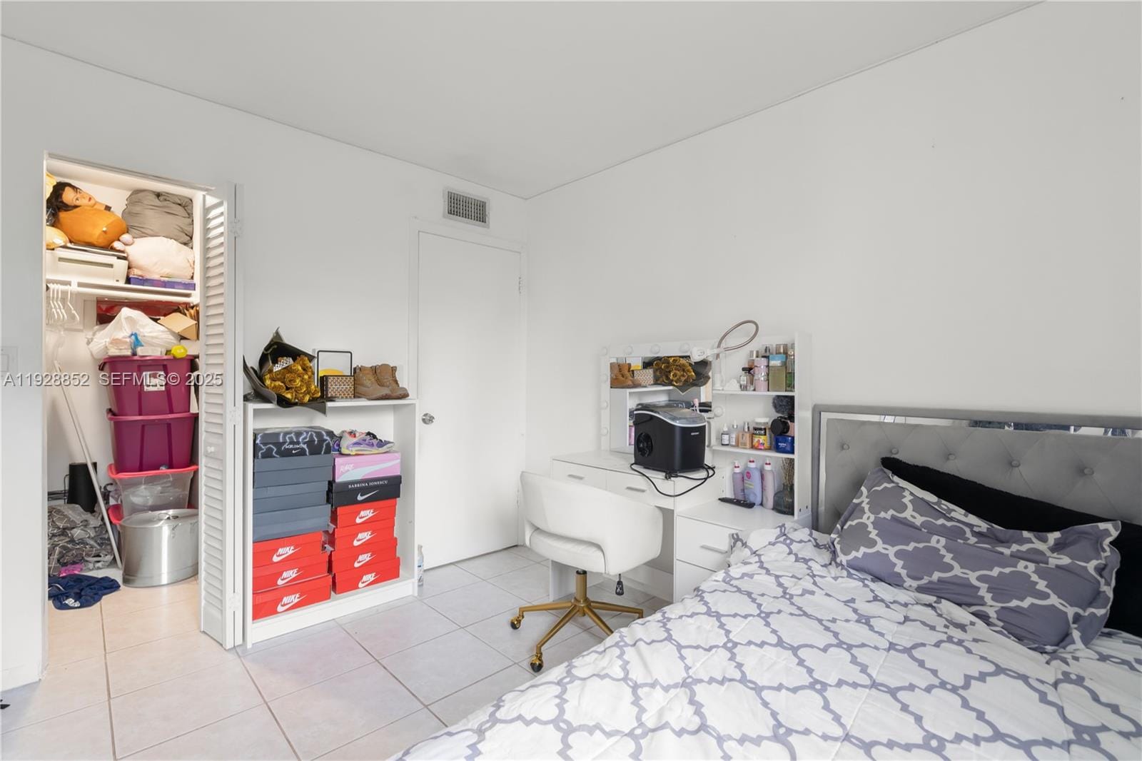 250 180th Drive 159, Sunny Isles Beach, FL 33160 photo 17