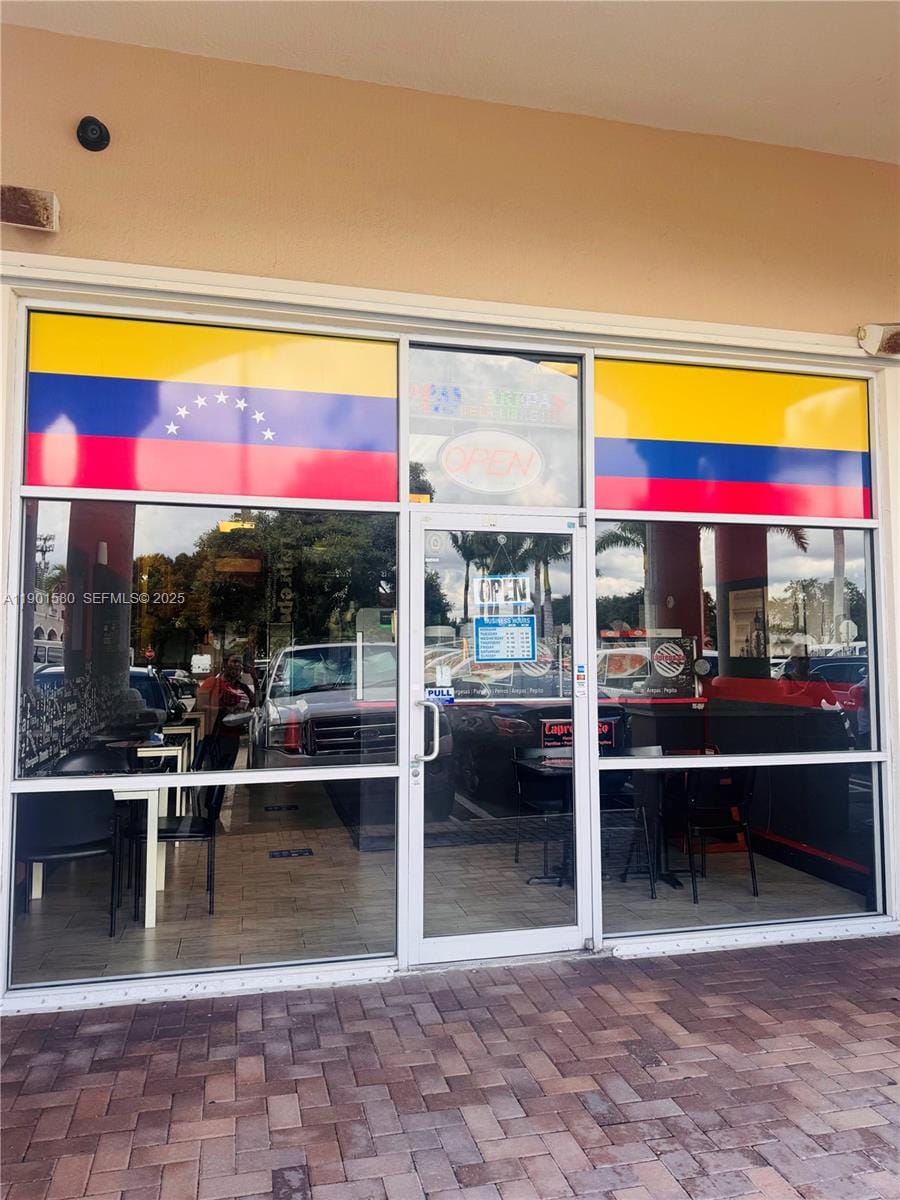Latin Restaurant Latin Restaurant For Sale In West Kendall — photo 2