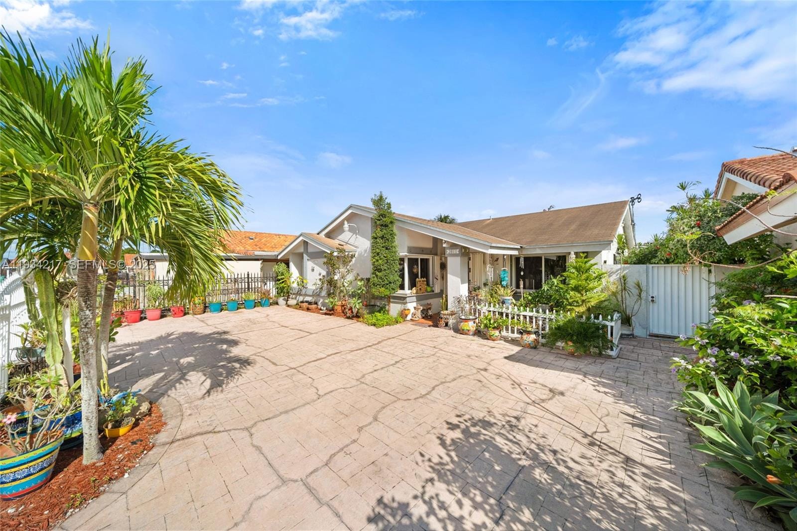 2811 SW 133rd Avenue, Miami, FL 33175
