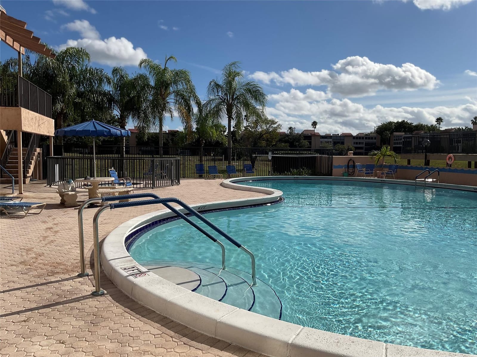 7210 Lake Circle Drive 404 — photo 7