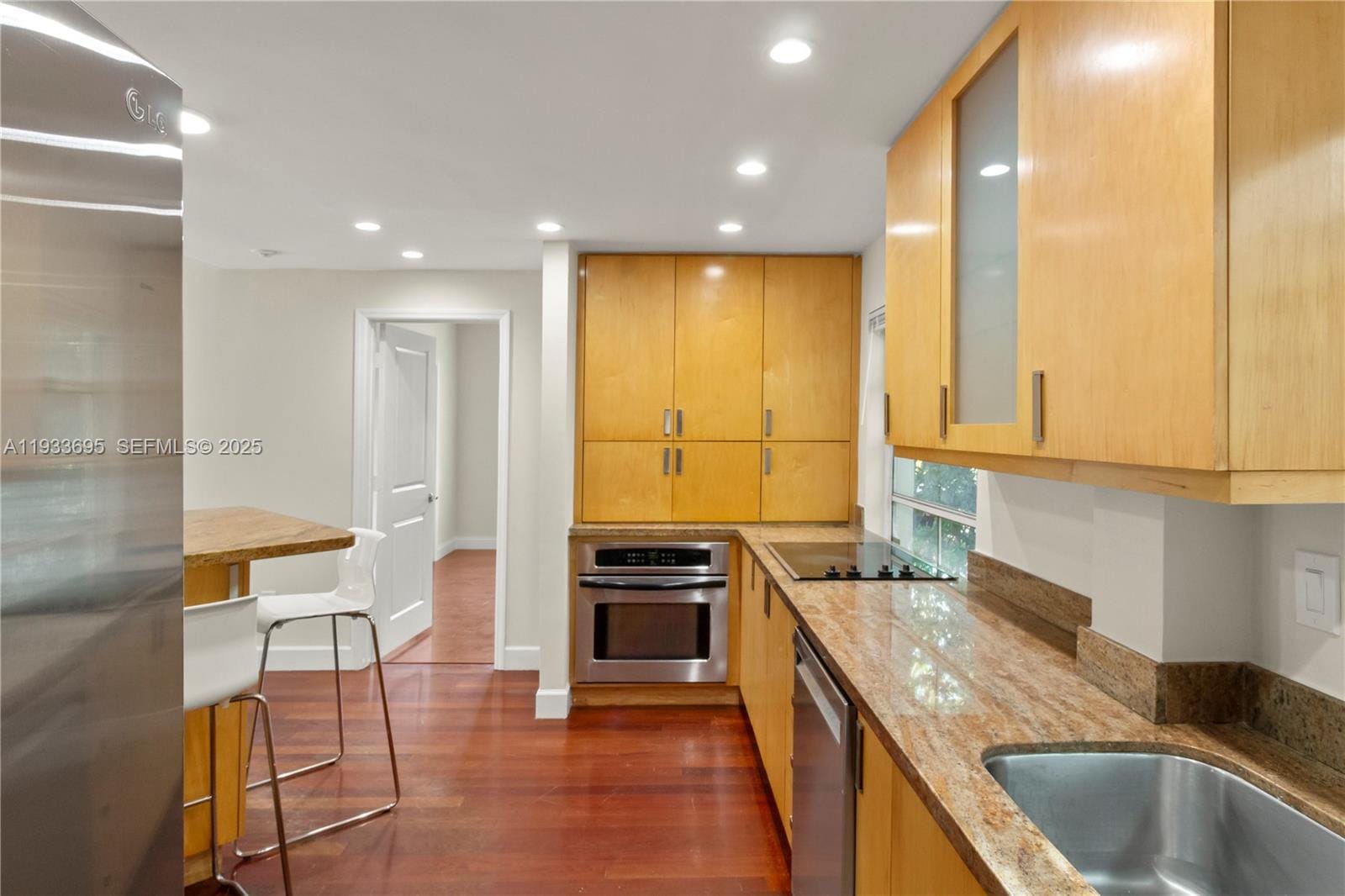 1605 Euclid Avenue A1 — photo 8