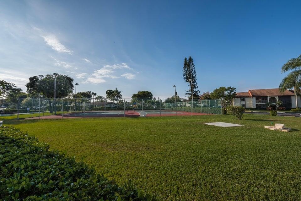 4765 Sable Pine Circle B1, West Palm Beach, FL 33417 photo 24