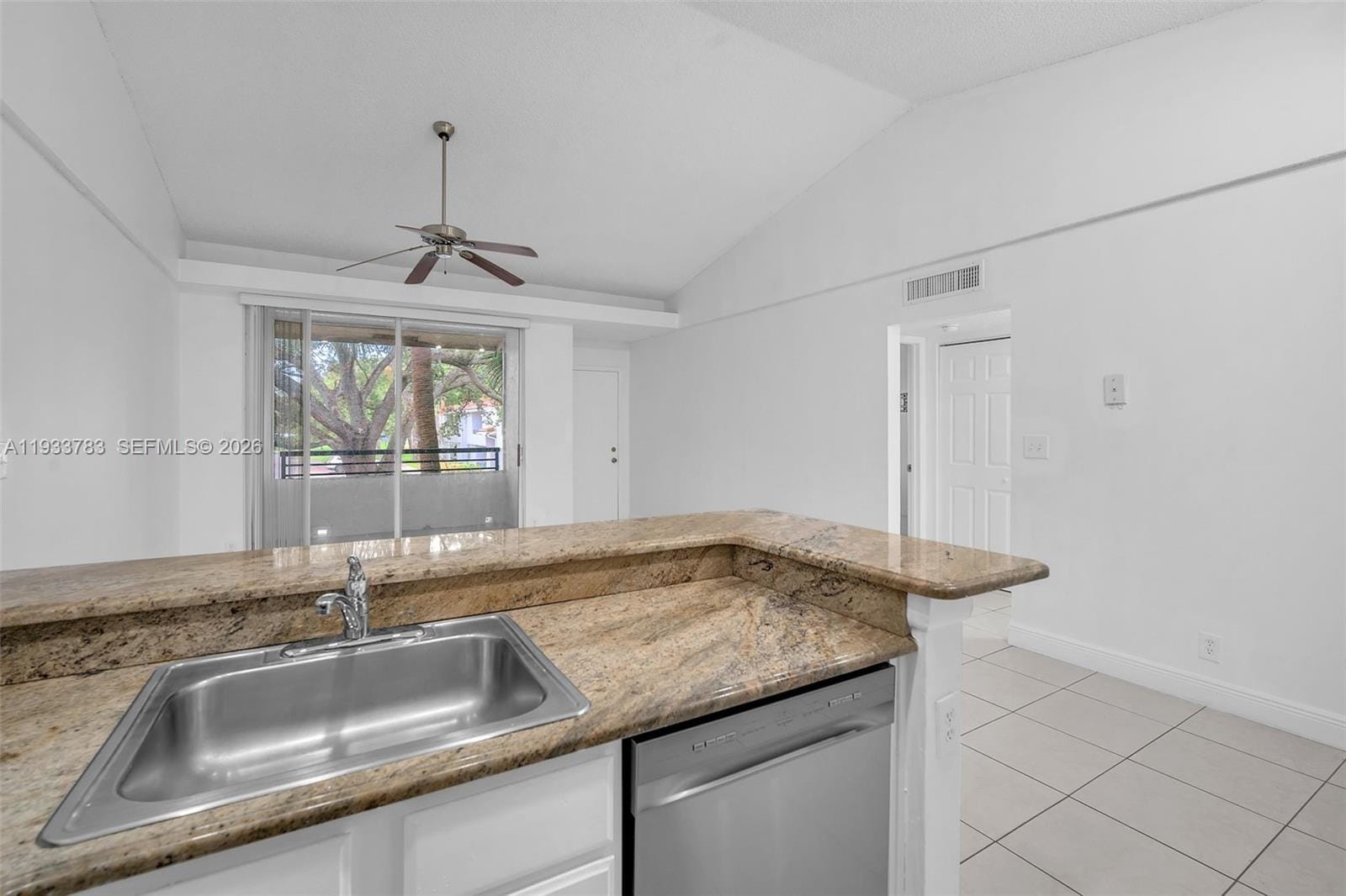 811 Lyons Road 20203, Coconut Creek, FL 33063 photo 2