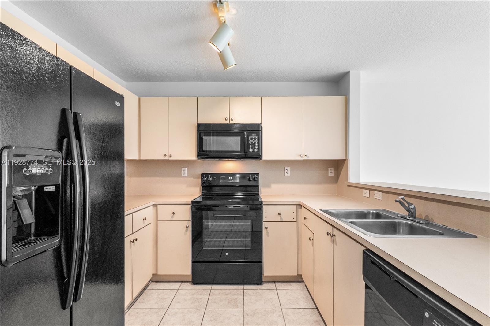 3168 SW 129th Way 151, Miramar, FL 33027 photo 6