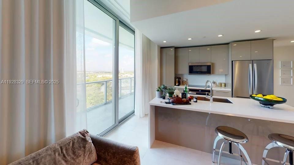 2000 Metropica Way 1701 — photo 3