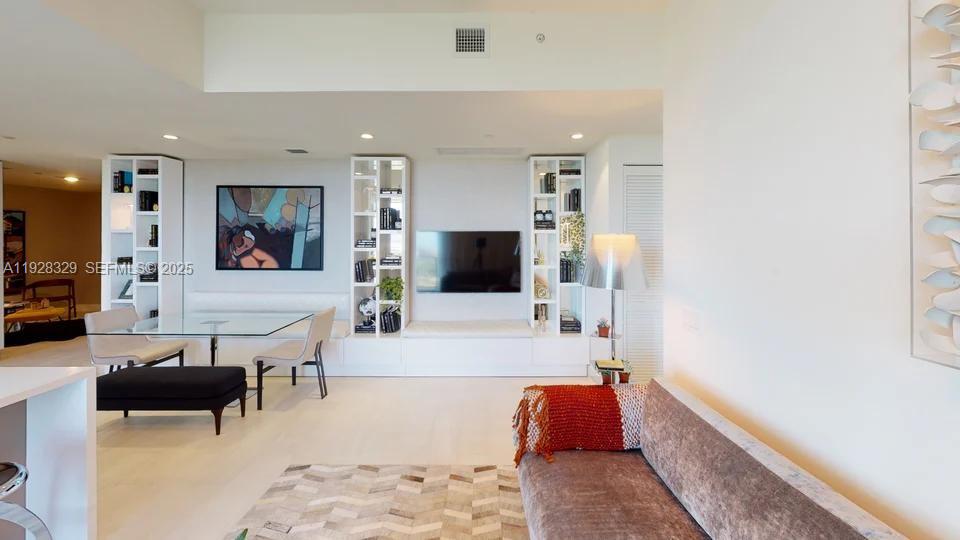 2000 Metropica Way 1701, Sunrise, FL 33323, Sunrise