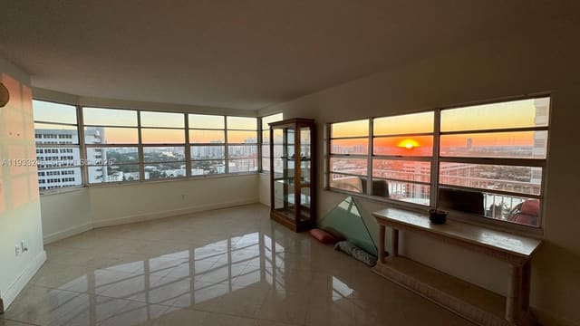 1980 S Ocean Drive 20Q, Hallandale Beach, FL 33009