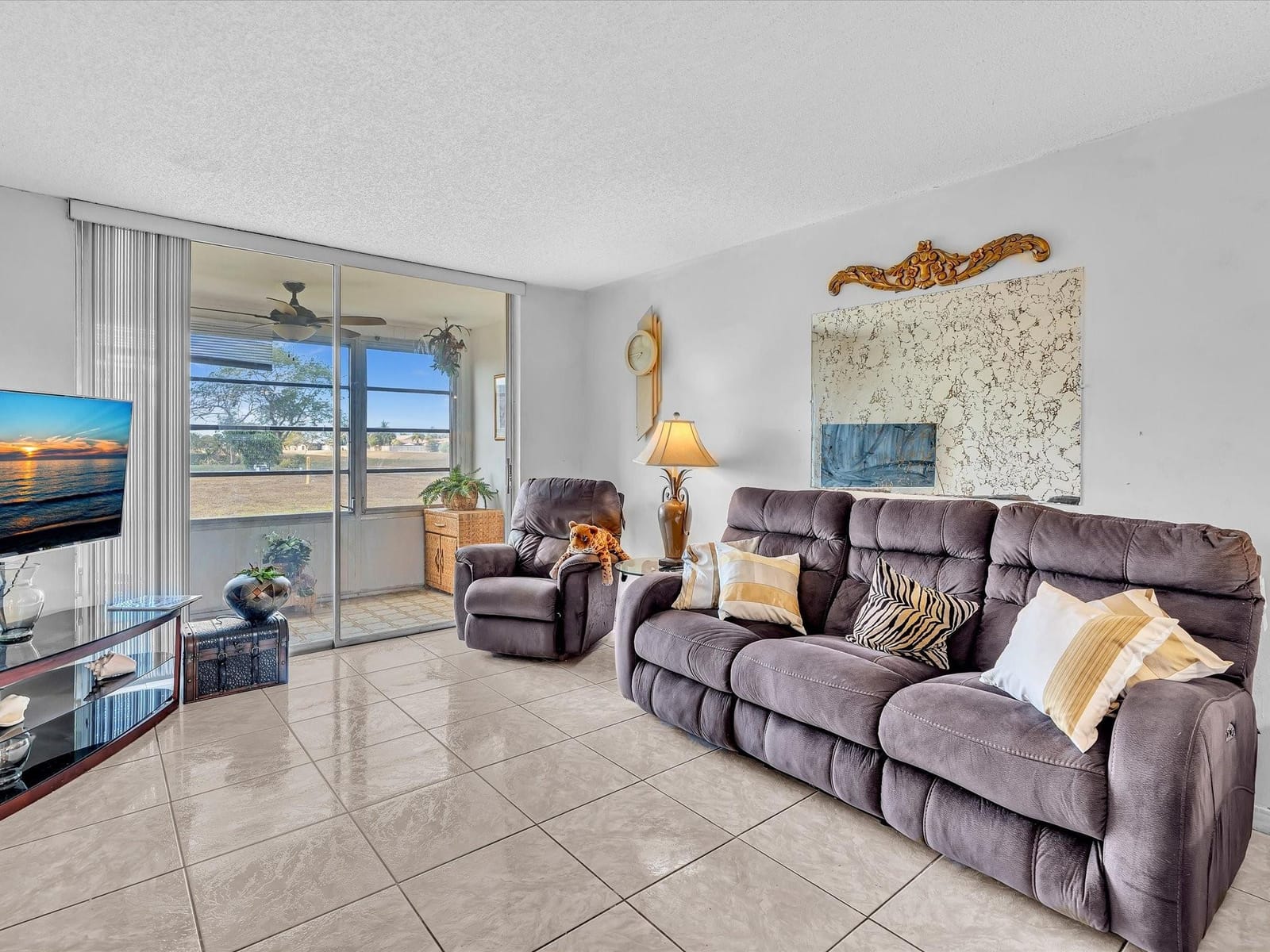 9041 Sunrise Lakes Boulevard 113 — photo 2