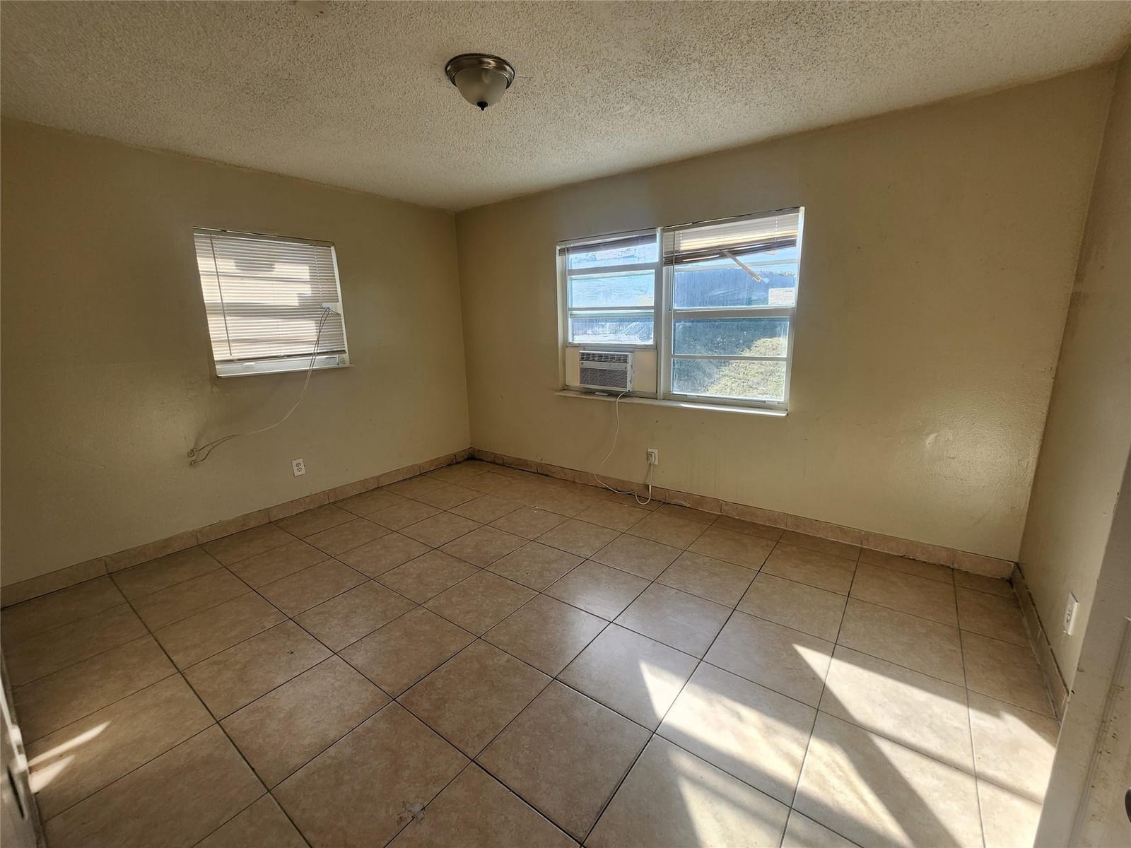 1133 W 28th Street — photo 11