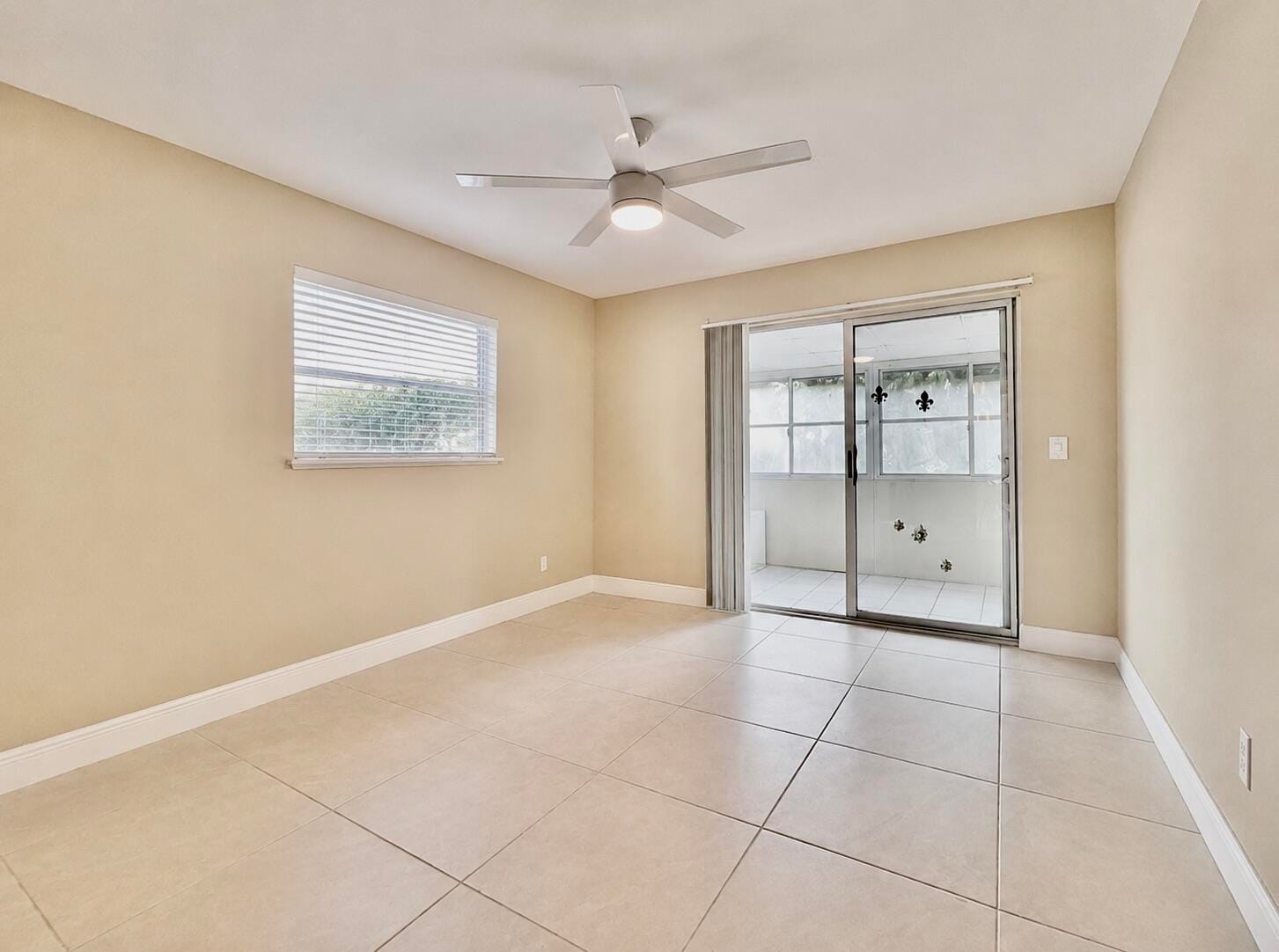176 Tuscany C 176 — photo 11