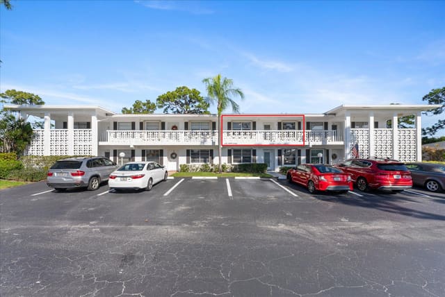 5321 Poppy Place 203, sold in Bridgeview Condo, Delray Beach, FL