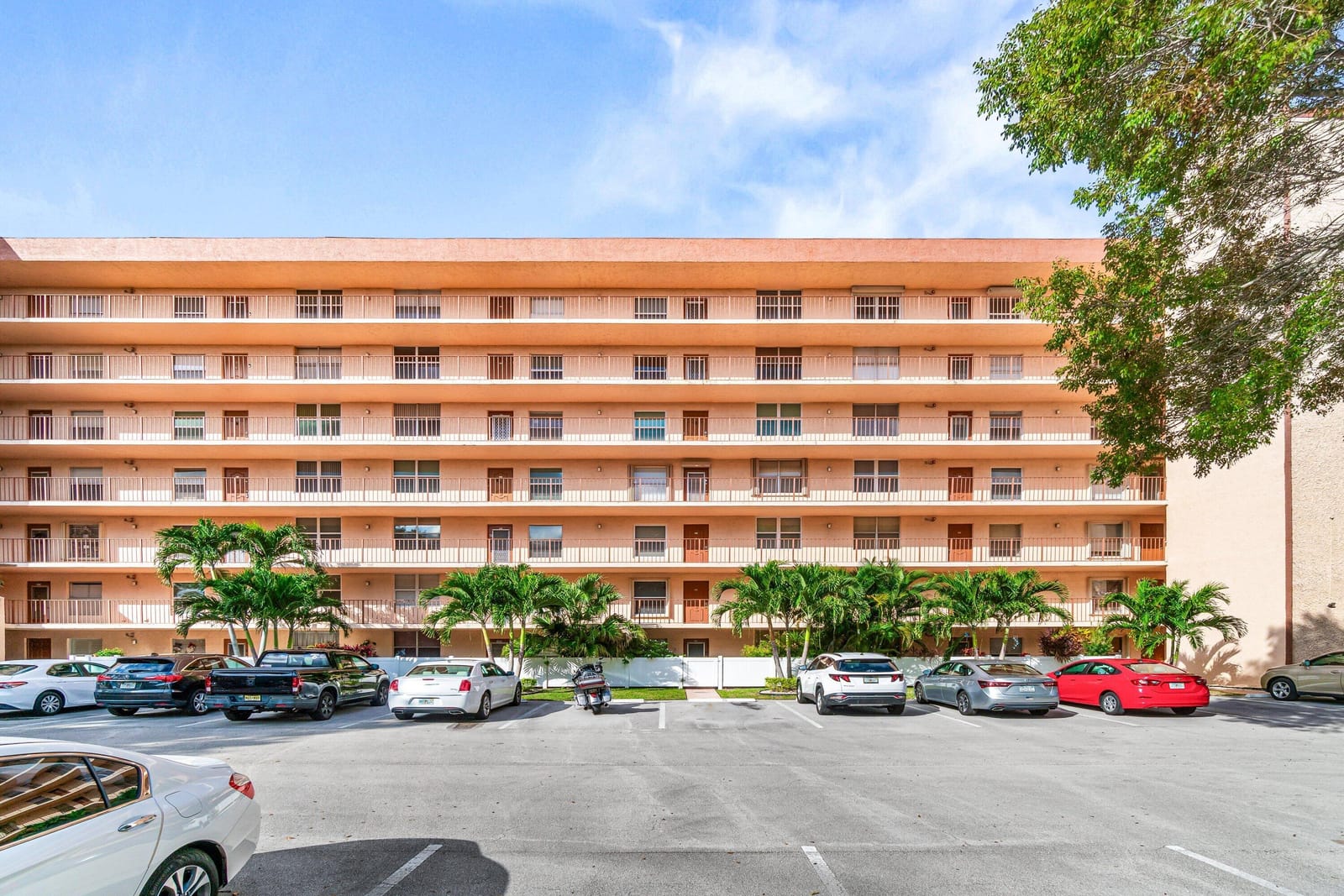 14623 Bonaire Boulevard 608, Delray Beach, FL 33446 photo 2
