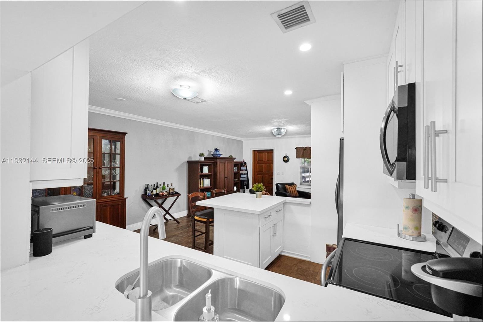 6266 SW 42nd Street, South Miami, FL 33155 photo 10