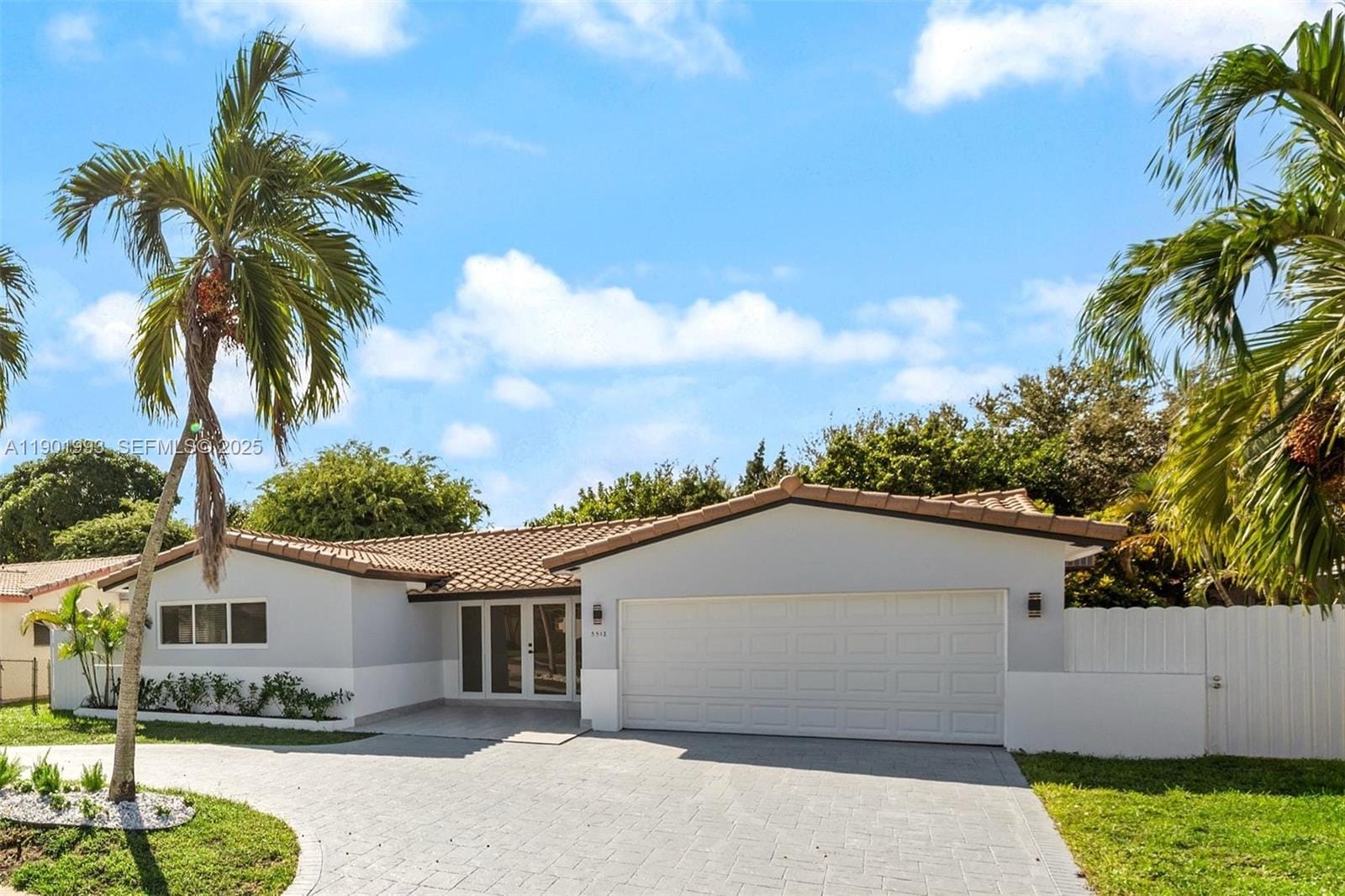 5512 Grant Street, Hollywood, FL 33021