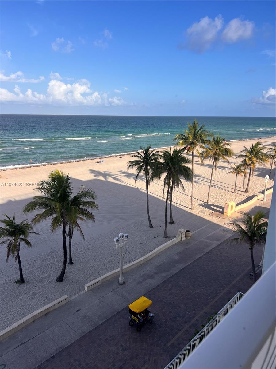 300 Oregon Street 506, Hollywood, FL 33019, Hollywood