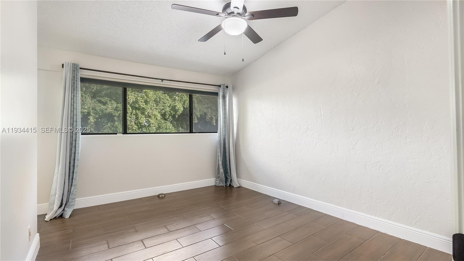 4289 NW 76th Avenue, Davie, FL 33024 photo 16