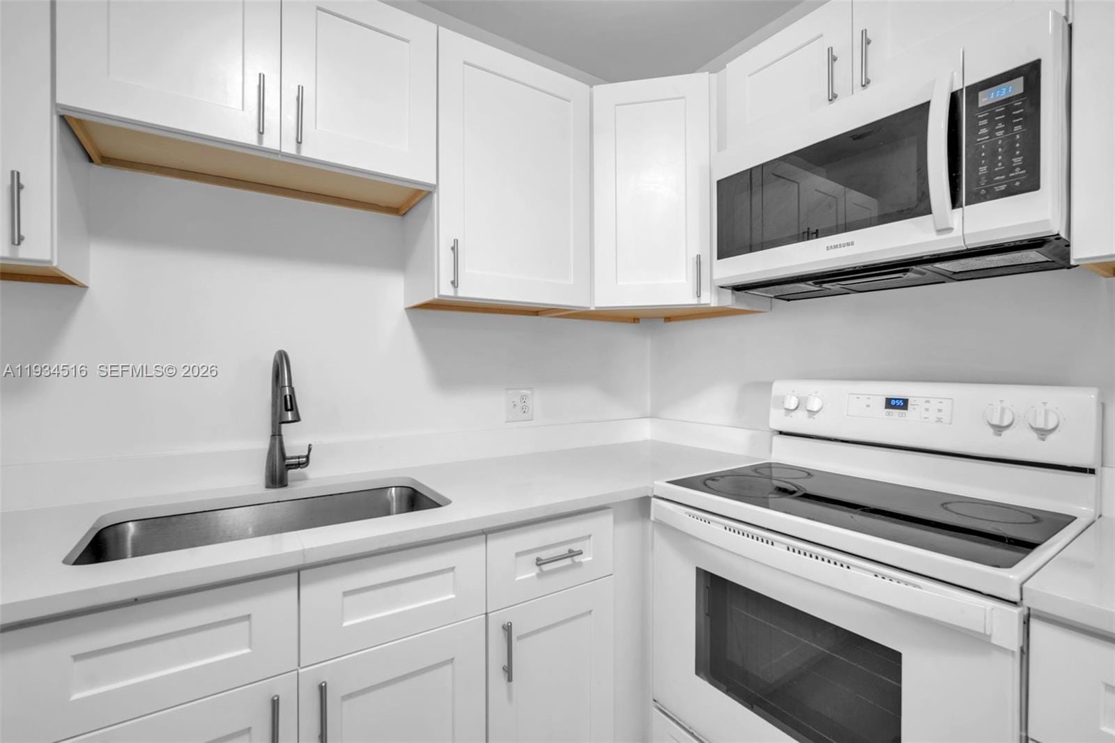 1280 NW 43rd Avenue 302, Lauderhill, FL 33313 photo 13