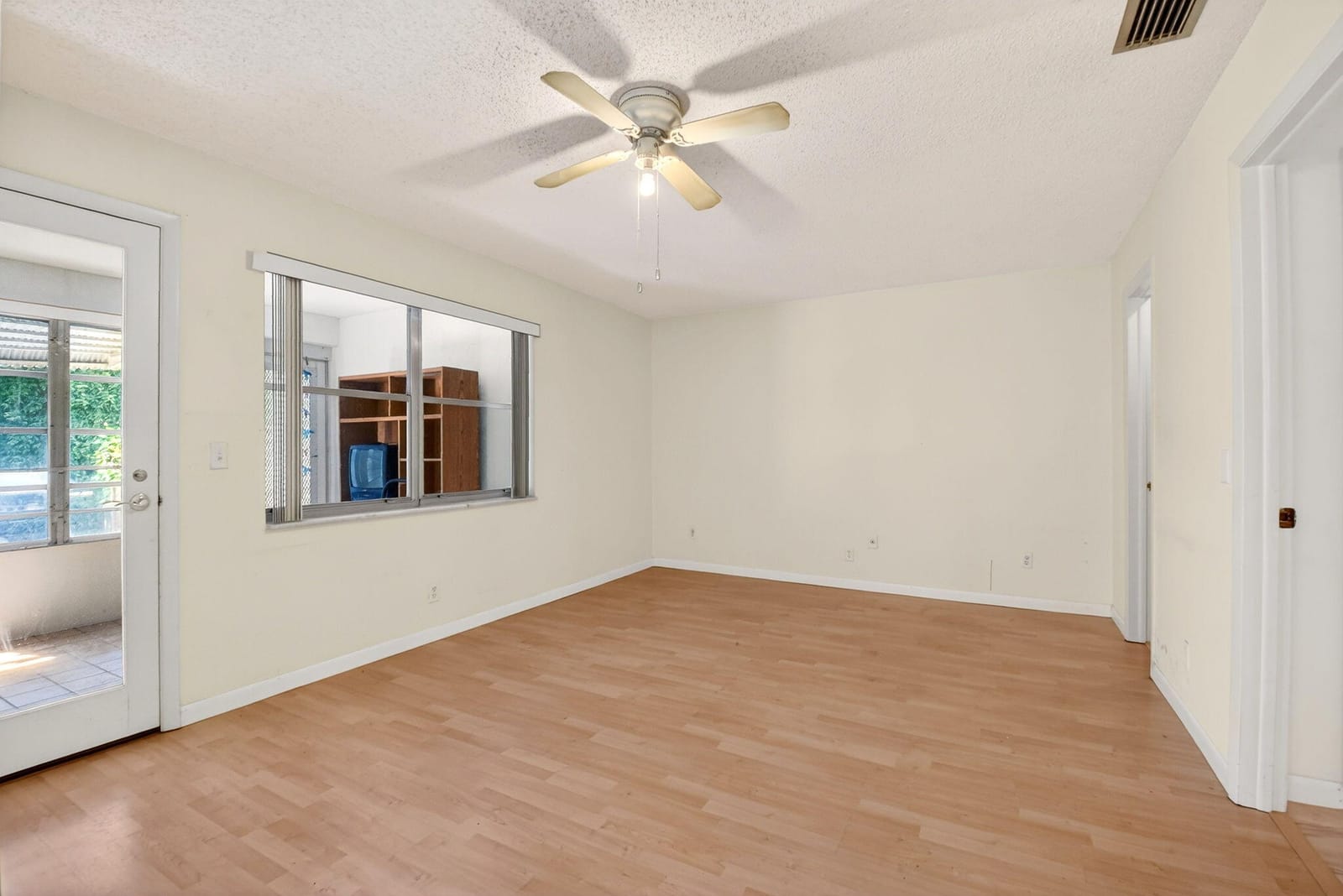 7293 W Oakridge Circle, Lake Worth, FL 33462 photo 22