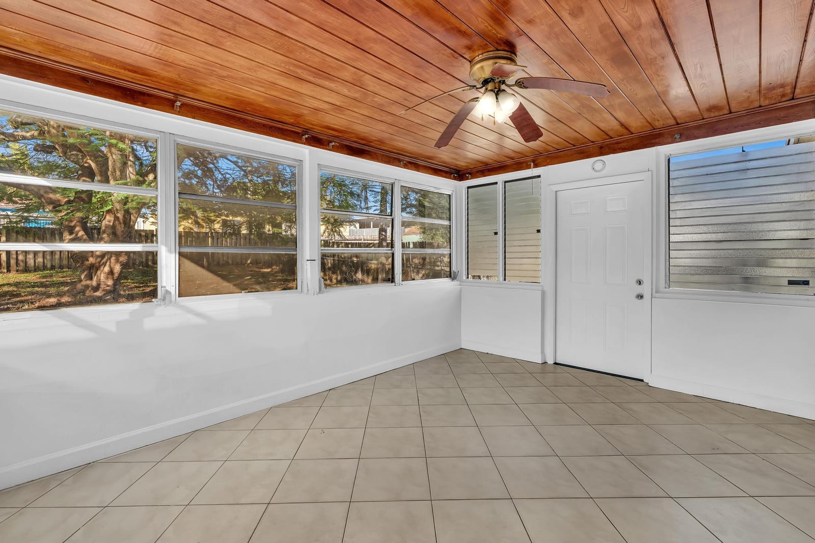 811 N B Street, Lake Worth Beach, FL 33460 photo 25
