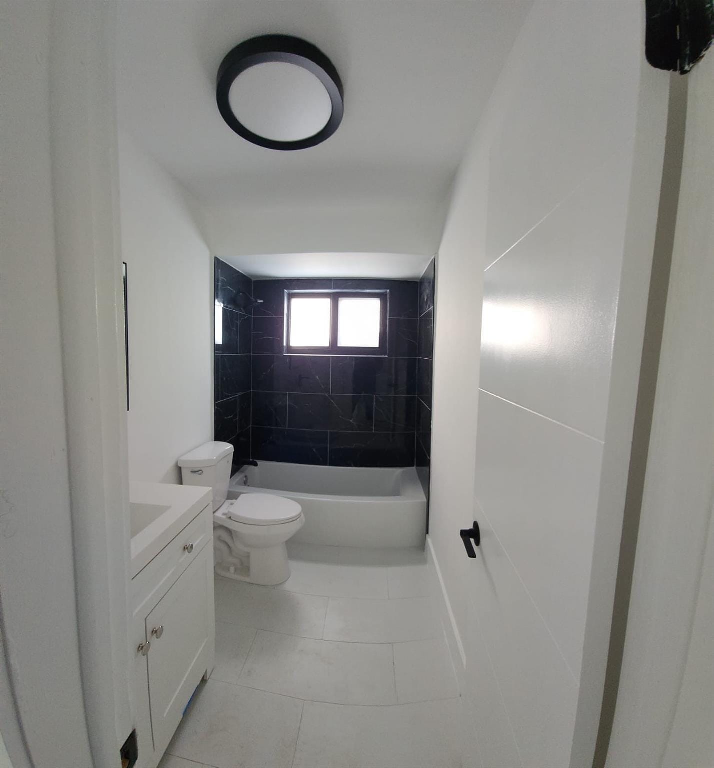 8633 N Sutton Drive — photo 5