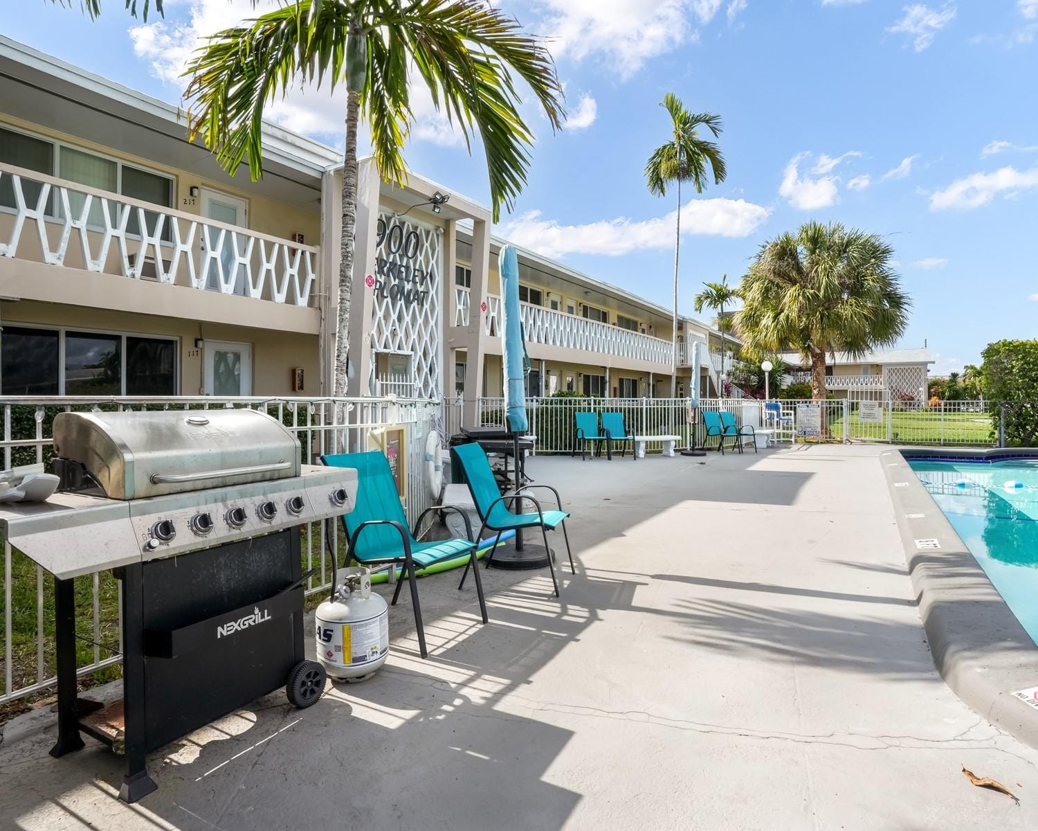 900 Atlantic Shores Boulevard 109, Hallandale Beach, FL 33009 photo 21