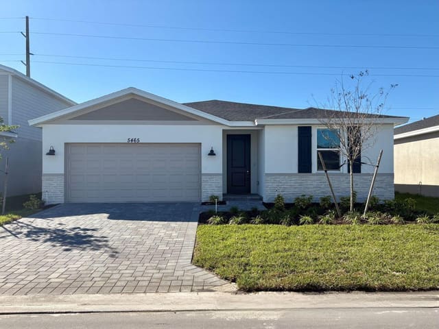 5465 Hampton Park Circle, Vero Beach, FL 32966