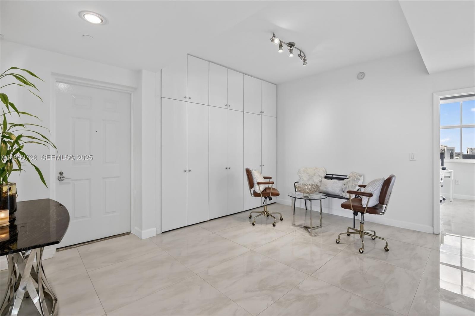 3340 NE 190th Street 1101, Aventura, FL 33180 photo 18