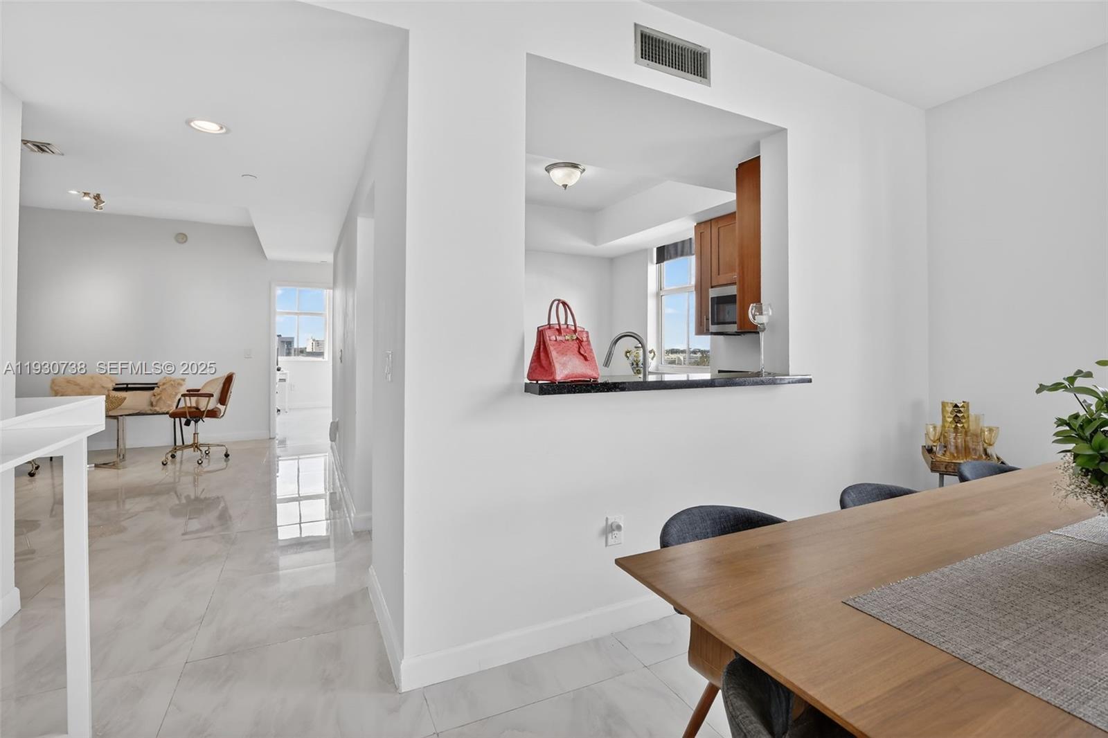 3340 NE 190th Street 1101, Aventura, FL 33180 photo 19