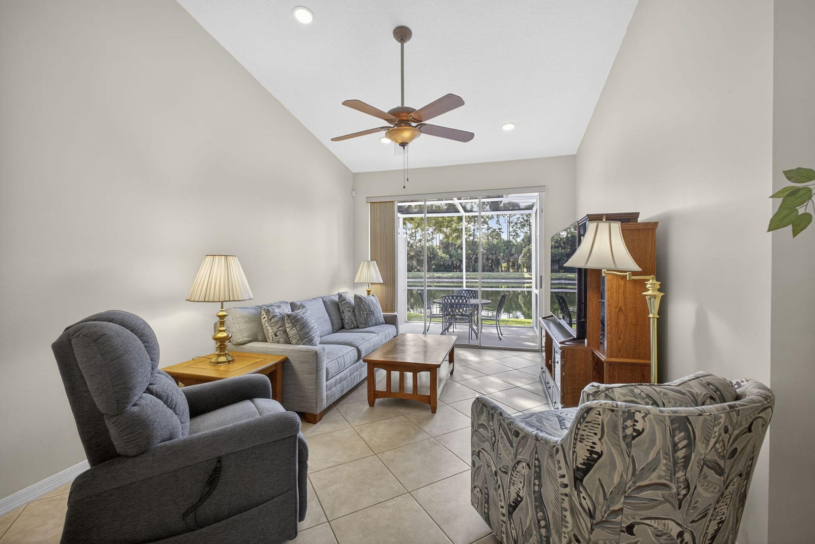 8638 Lineyard Cay, West Palm Beach, FL 33411 photo 14