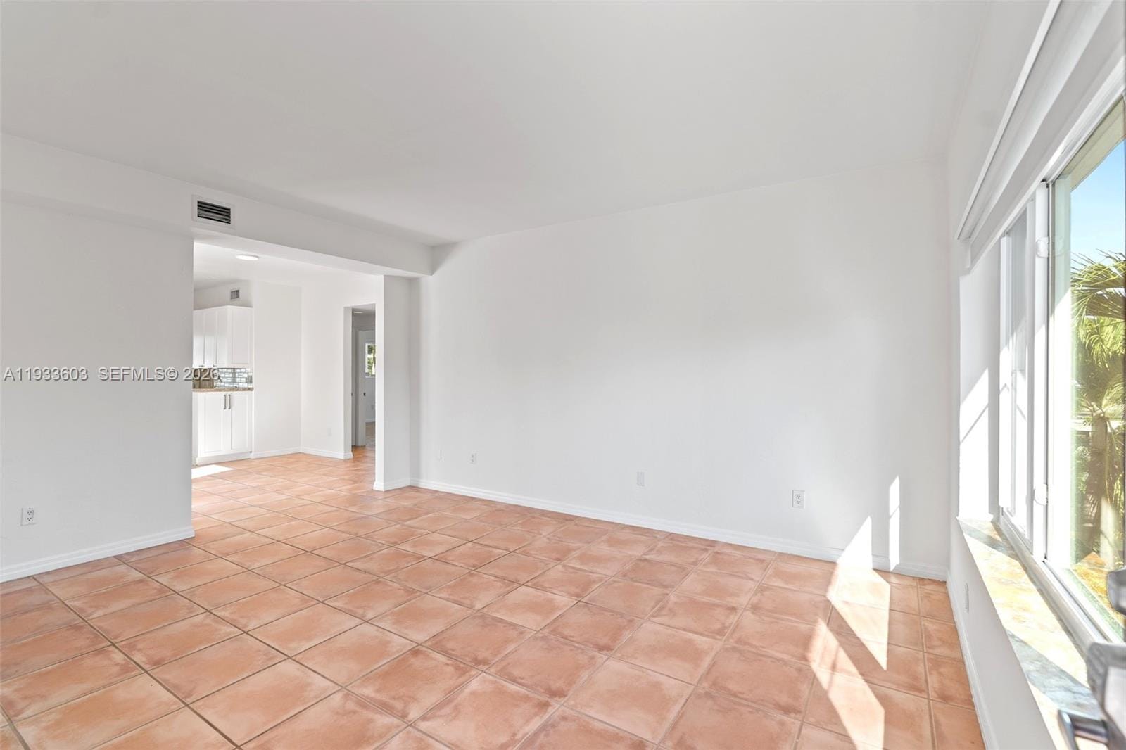 1925 Calais Drive 6 — photo 3