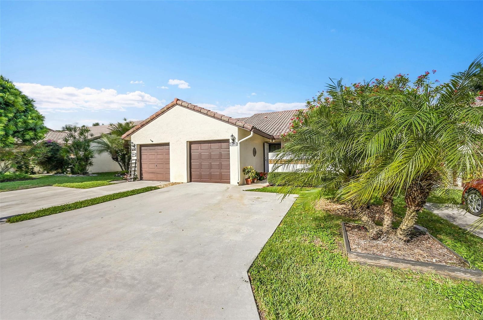 415 Buttonwood Place — photo 3