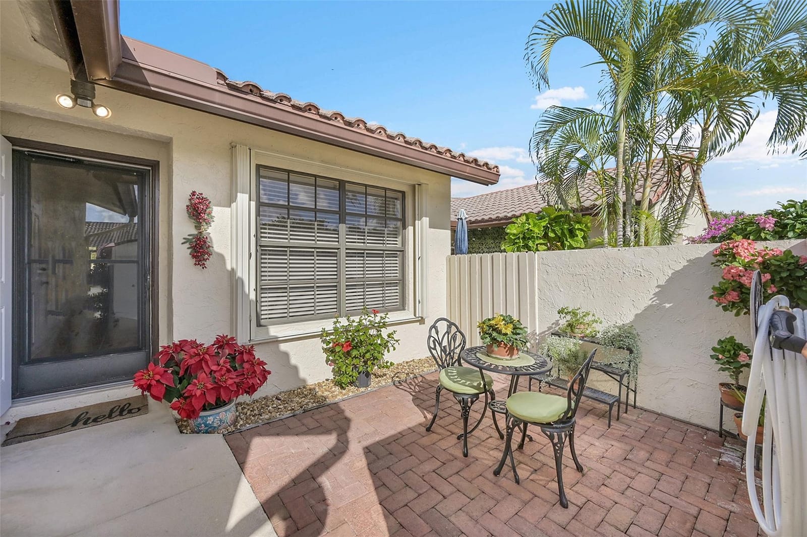 415 Buttonwood Place — photo 4