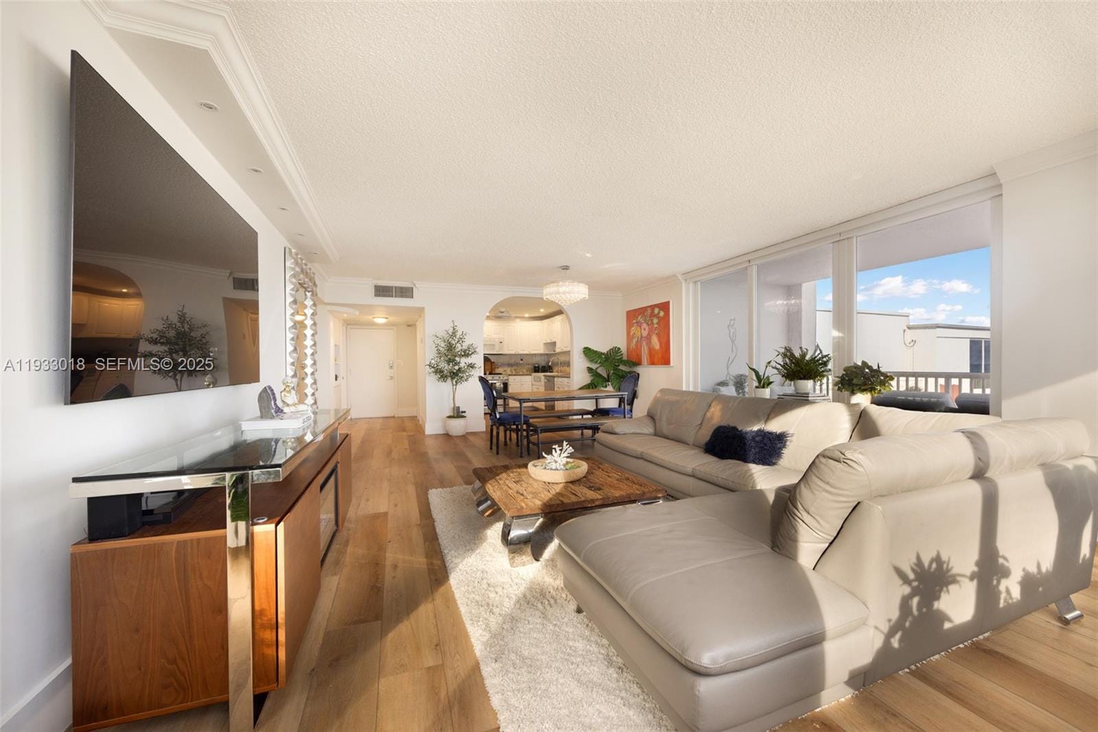 5401 Collins Avenue 102, Miami Beach, FL 33140 photo 4