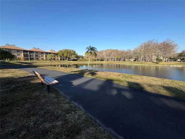 7940 NW 50th Street 305, Lauderhill, FL 33351