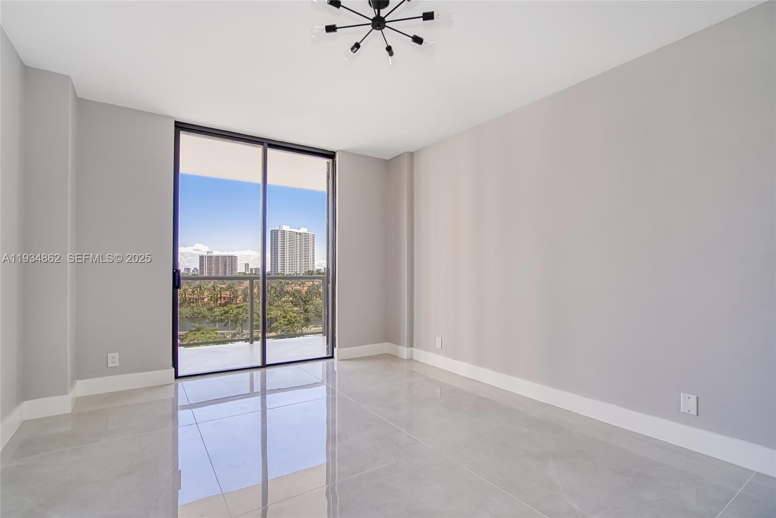 20281 E Country Club Drive 501, Aventura, FL 33180 photo 14