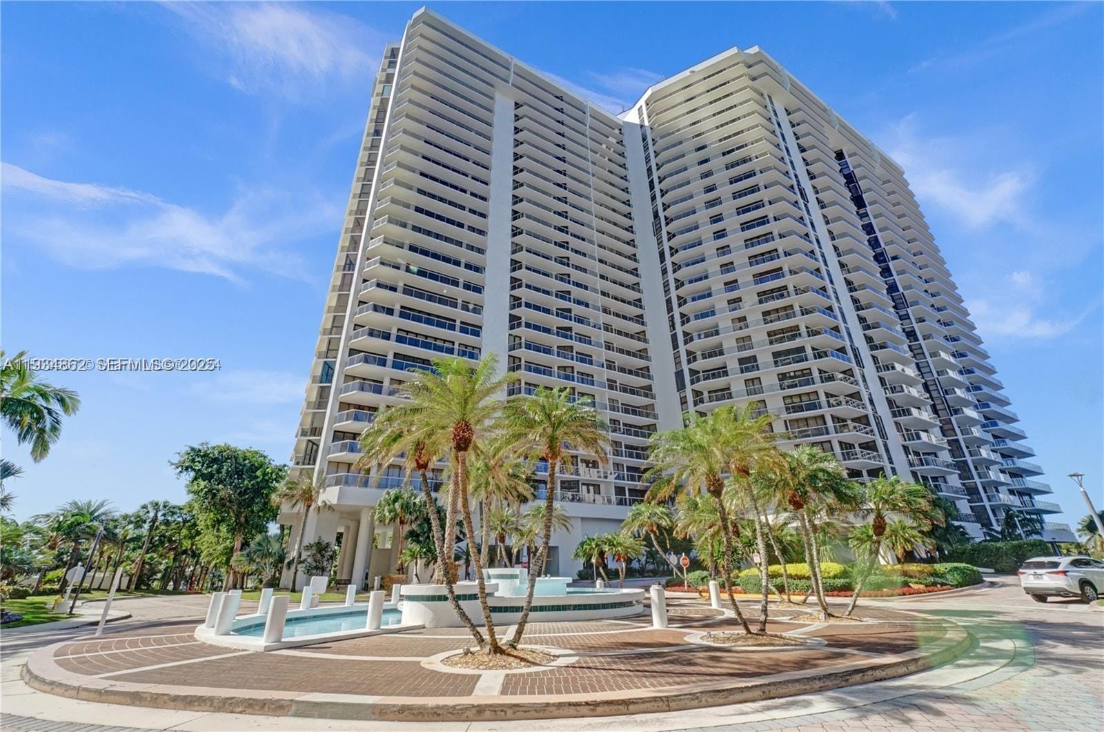 20281 E Country Club Drive 501, Aventura, FL 33180 photo 21